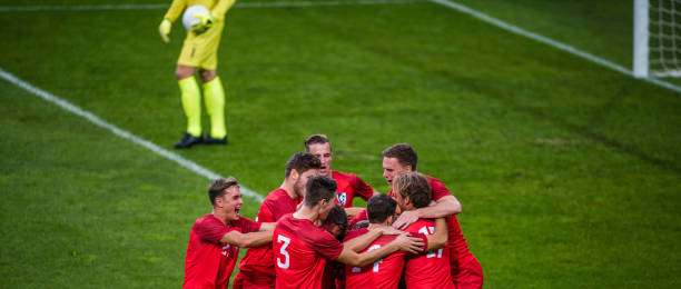 每一个与他 每一个与他