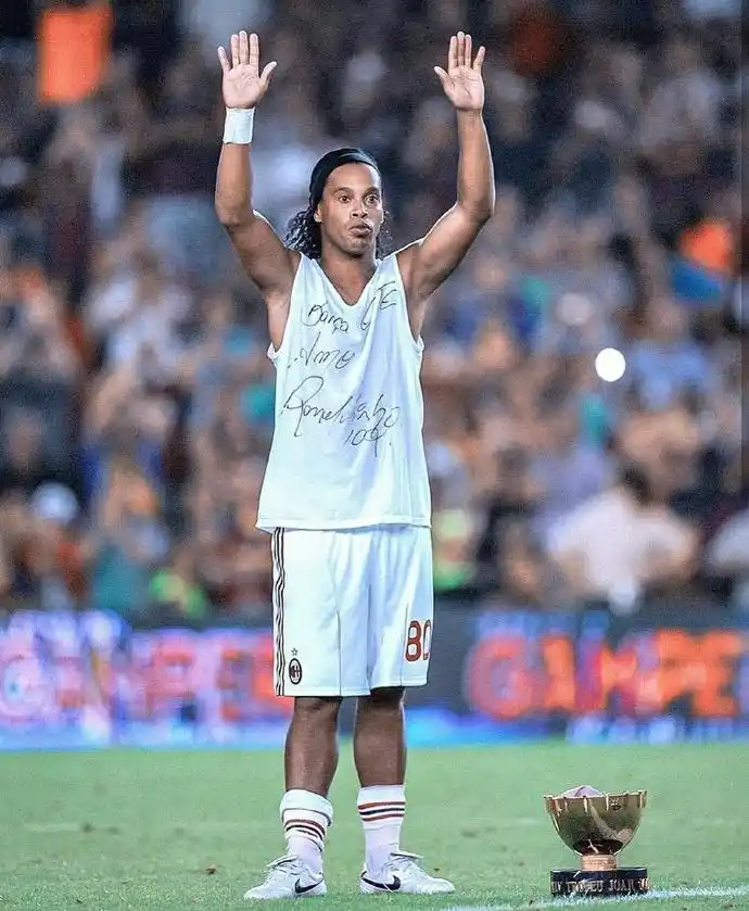 民生活的影 民生活的影